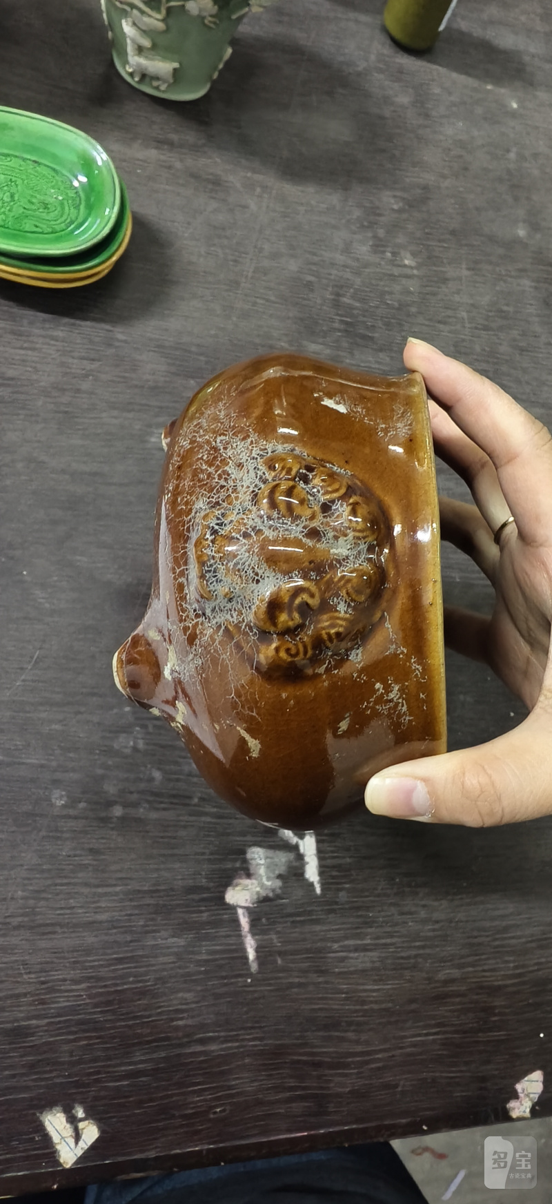 清 酱釉狮耳三足炉 - 图6